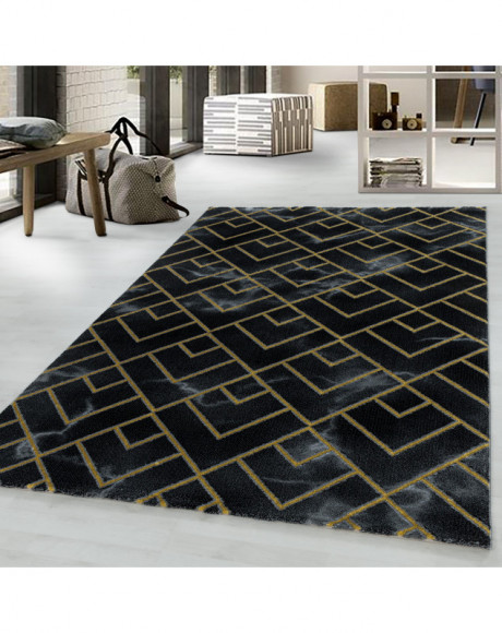 Designer vloerkleed met lage pool, woonkamerkleed, donker gemarmerd patroon met gouden ruitvormige strepen