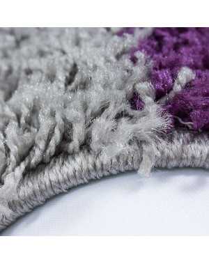 Hoogpolig vloerkleed met ruitpatroon, paars-wit-grijs.